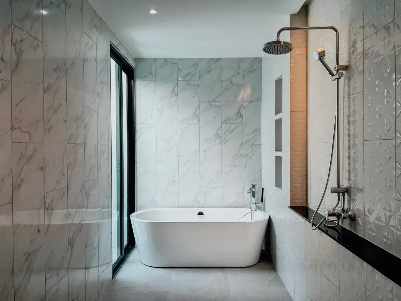 Villa de 3 chambres avec piscine privée en location longue durée - Chalong, Phuket - Photo principale