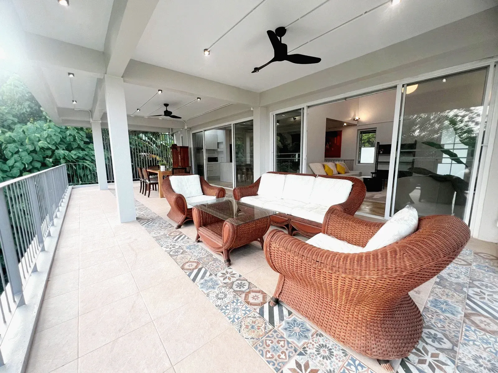 2-Bedroom Hillside Pool Villa for Rent, Chalong, Sea & Temple Views - Chalong, Phuket - Photo 16