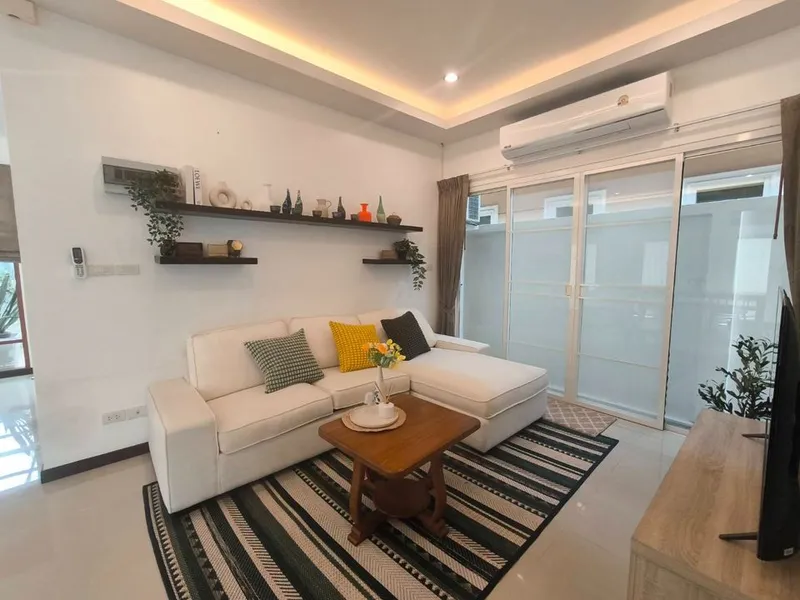 Villa moderne 2 chambres à louer à Saiyuan, Rawai - Rawai, Phuket - Photo principale