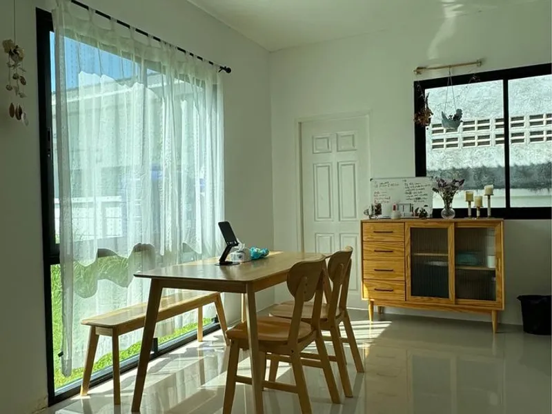 2-Bedroom Townhouse for Rent, Chalong, Modern and Cozy - Chalong, Phuket - Main photo