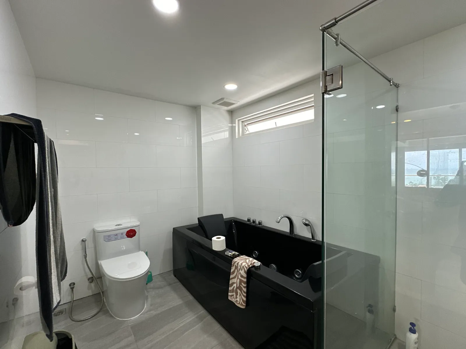 Sunset Plaza, 2-Bedroom Sea View Condo for Sale, Karon (111 sqm) - Karon, Phuket - Photo 10