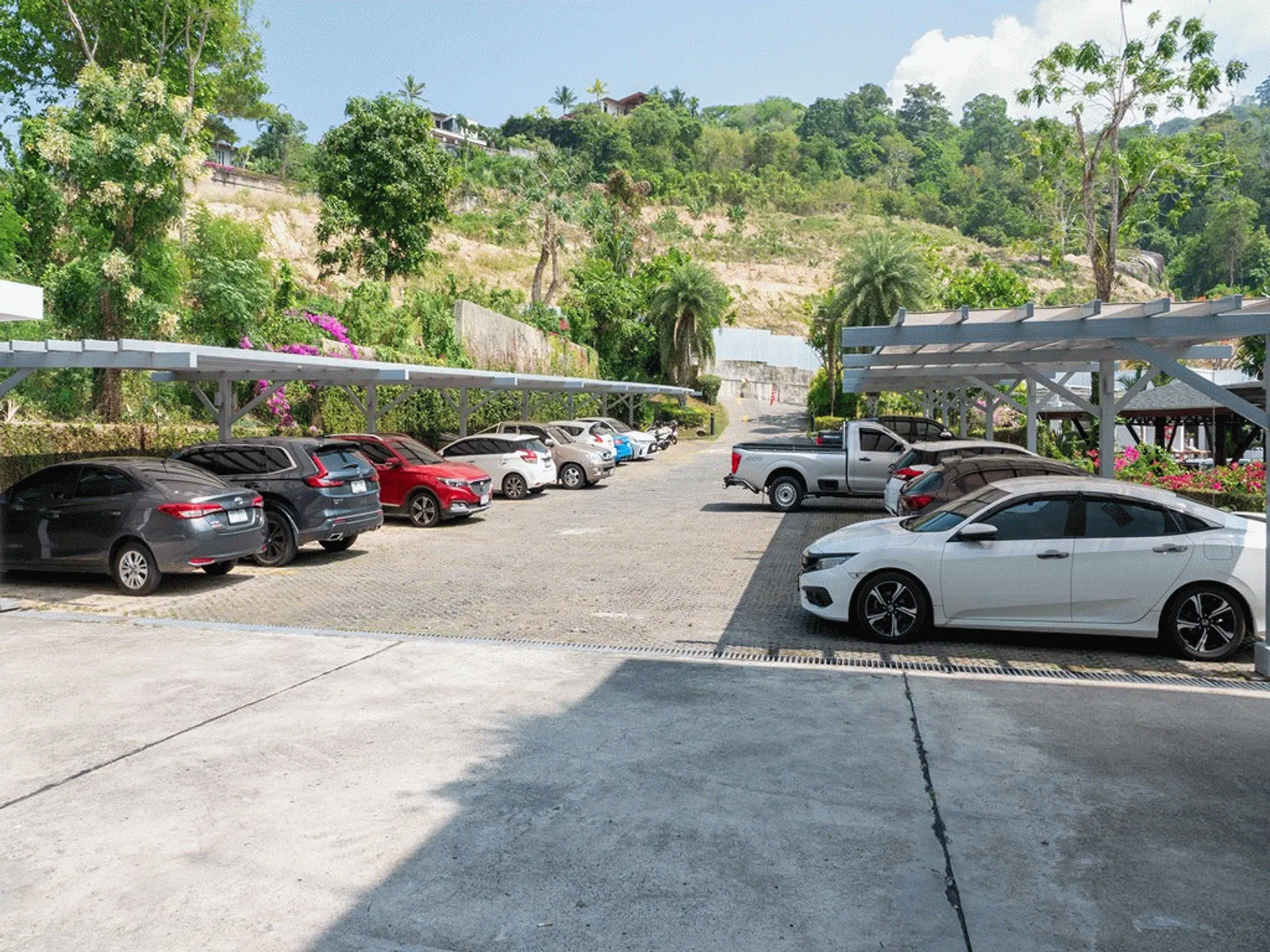 2-Bedroom Sea View Condo for Sale, Kamala, Mediterranean Style - Kamala, Phuket - Photo 2