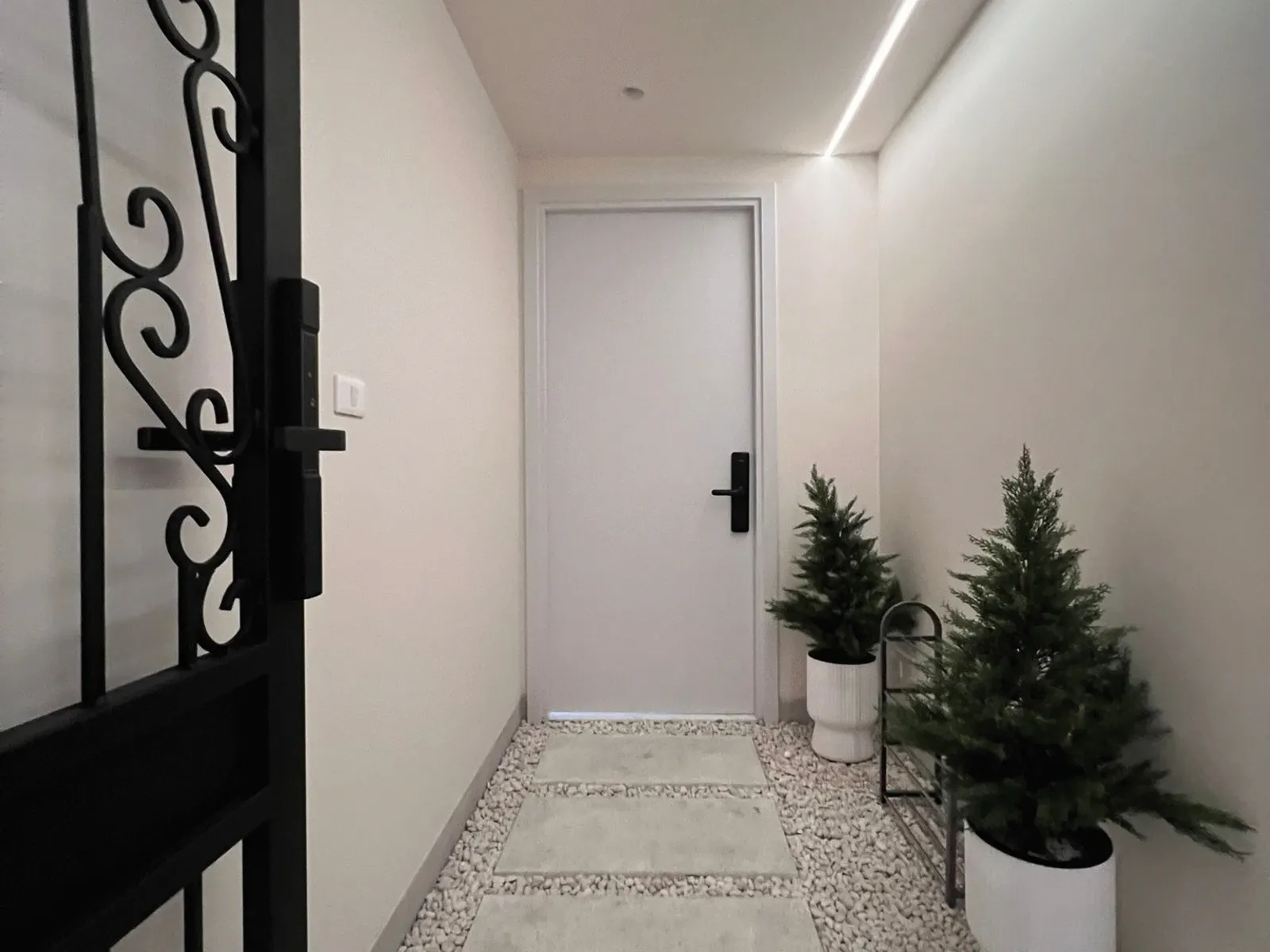 The Chardonnay, 2-Bedroom Luxury Condo for Rent, Nai Harn - Rawai, Phuket - Photo 4