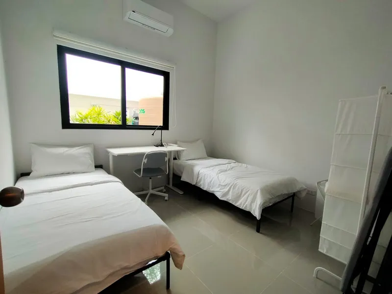 2-Bedroom Townhome for Rent, Chalong, Modern and Convenient - Chalong, Phuket - Main photo