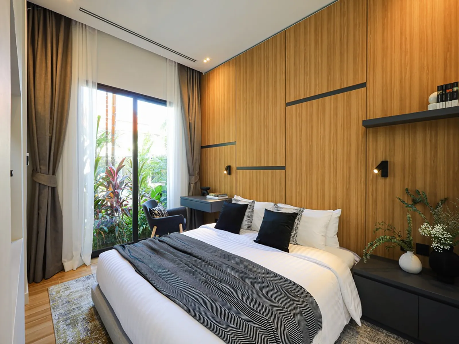 Sai Taan, 4-Bedroom Renovated Pool Villa for Rent, Bang Tao - Bang Tao, Phuket - Photo 21