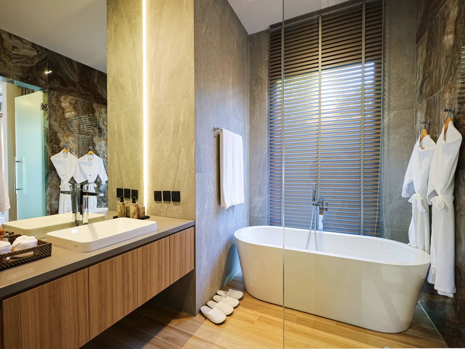 Sai Taan, 4-Bedroom Renovated Pool Villa for Rent, Bang Tao - Bang Tao, Phuket - Photo 23
