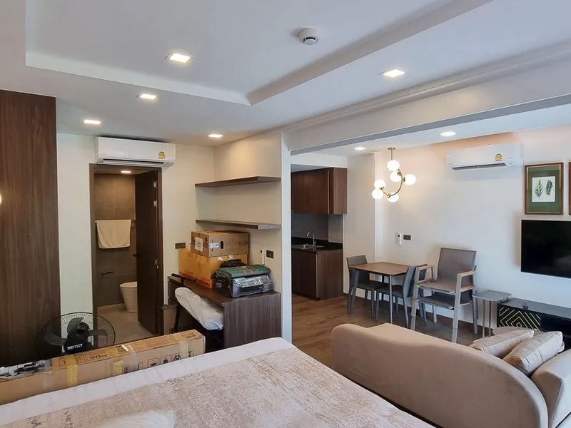 Proud Karon, 1-Bedroom Condo for Sale, Karon, 5 Min to Beach - Karon, Phuket - Main photo