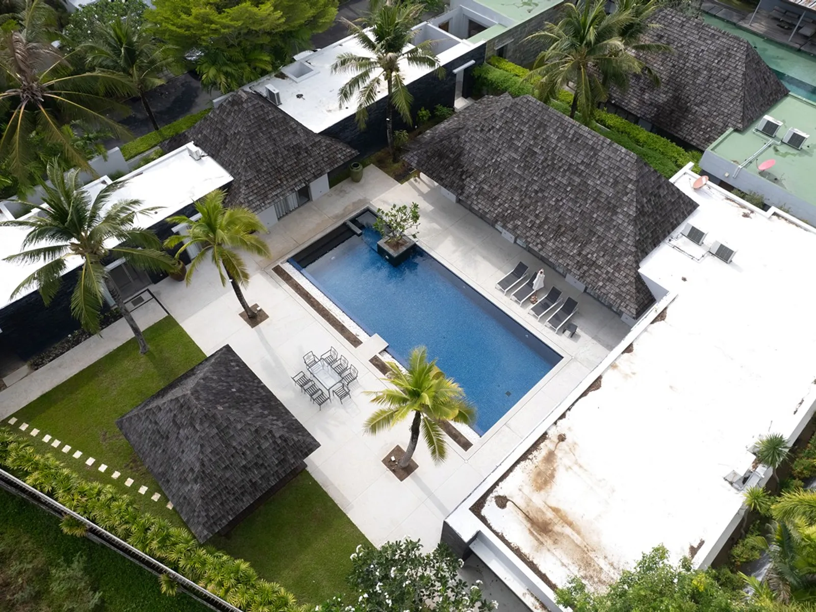 Анчан Лагун, Вилла с 4 спальнями и бассейном на продажу, Лаян - Layan, Phuket - Фото 1
