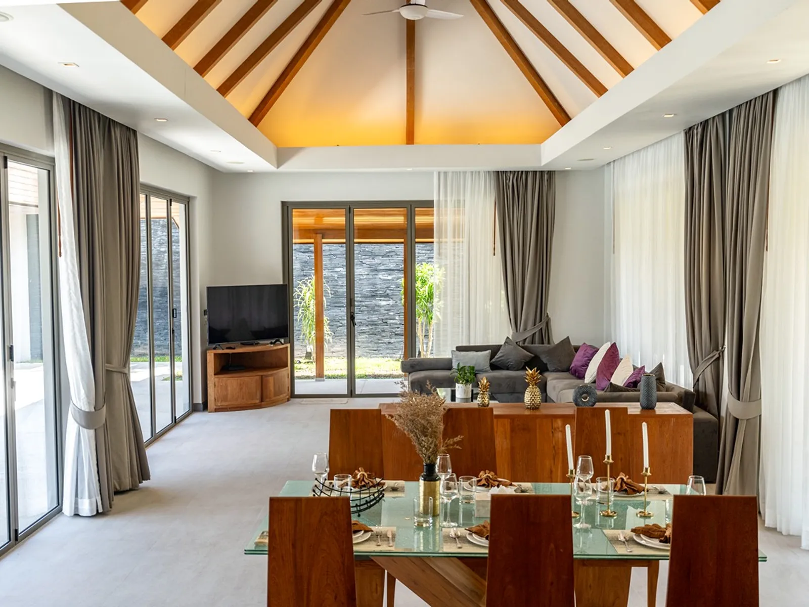 Анчан Лагун, Вилла с 4 спальнями и бассейном на продажу, Лаян - Layan, Phuket - Фото 4