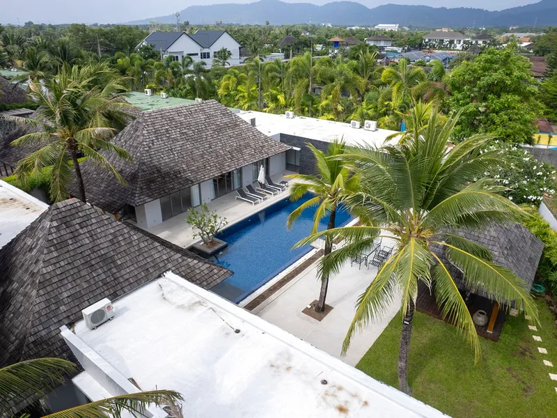 Анчан Лагун, Вилла с 4 спальнями и бассейном на продажу, Лаян - Layan, Phuket - Главное фото