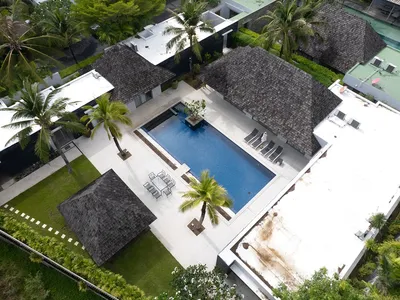Анчан Лагун, Вилла с 4 спальнями и бассейном на продажу, Лаян - Layan, Phuket - Недвижимость на продажу или в аренду на Пхукете