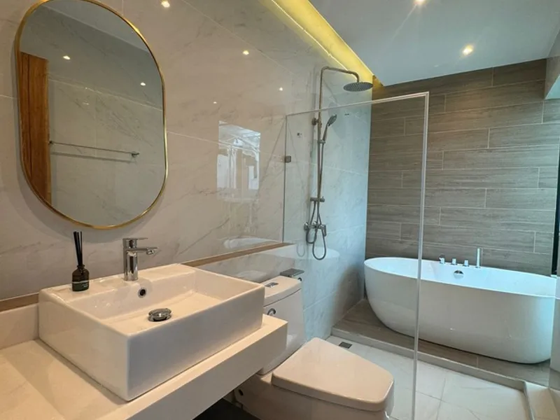 3-Bedroom Pool Villa for Sale, Rawai, 5 Min to Nai Harn Beach, Freehold - Rawai, Phuket - Main photo