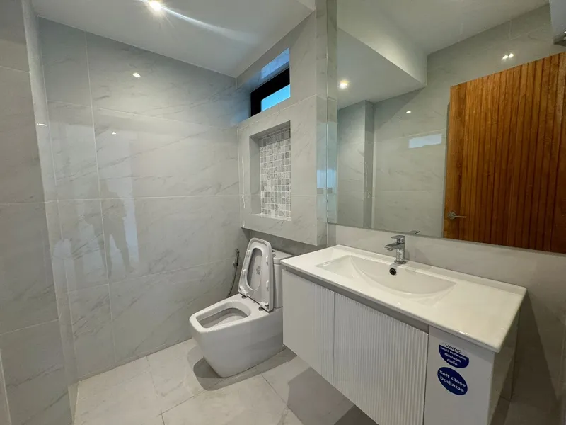 3-Bedroom Pool Villa for Sale, Rawai, 5 Min to Nai Harn Beach, Freehold - Rawai, Phuket - Main photo