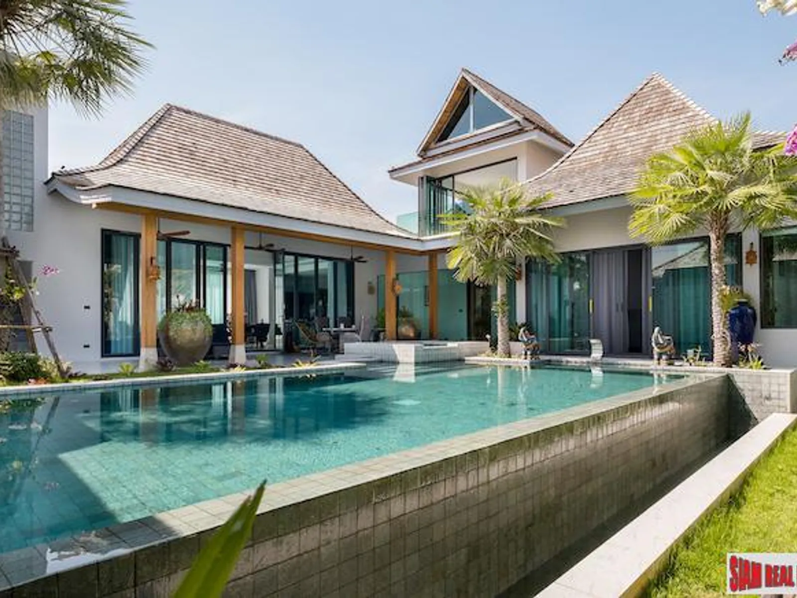 Вилла с 4 спальнями и новым бассейном на продажу, Чернг Талай, рядом с Boat Avenue - Cherng Talay, Phuket - Фото 1