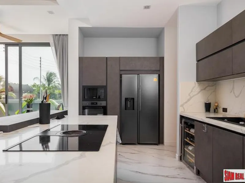 Вилла с 4 спальнями и новым бассейном на продажу, Чернг Талай, рядом с Boat Avenue - Cherng Talay, Phuket - Главное фото