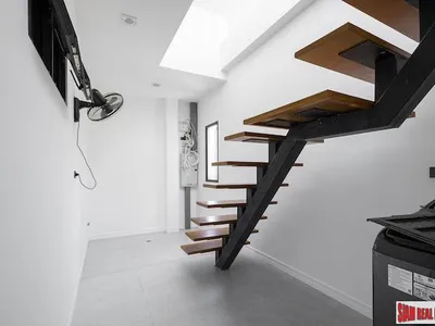 Вилла с 4 спальнями и новым бассейном на продажу, Чернг Талай, рядом с Boat Avenue - Cherng Talay, Phuket - Фото 11