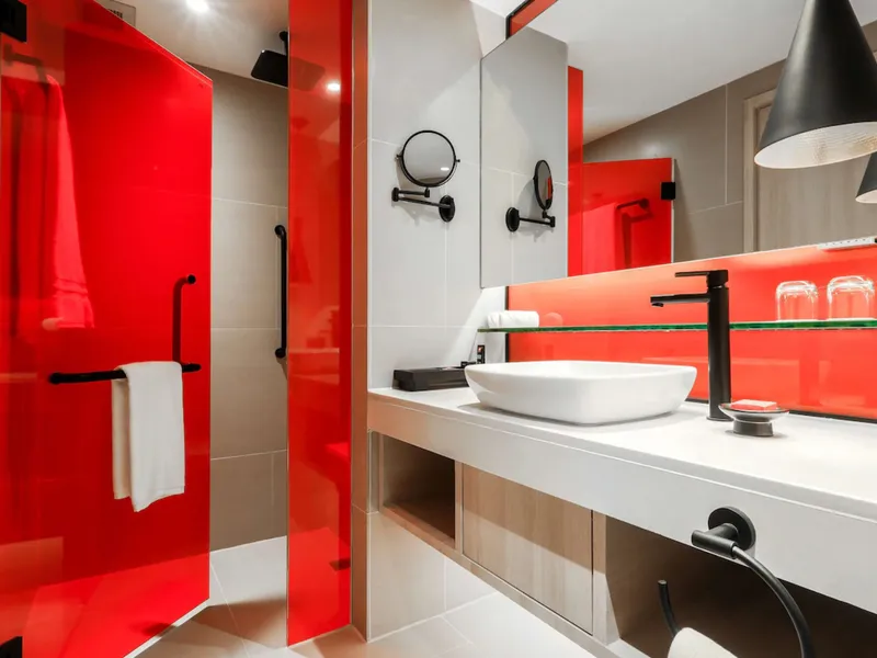 Studio for Rent, Patong, 5 Min Walk to Beach (32 sqm) - Patong, Phuket - Main photo