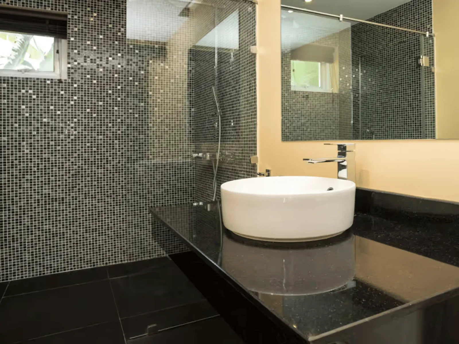 4-Bedroom Sea View Pool Villa for Rent, Chalong, Near Big Buddha - Chalong, Phuket - Photo 37