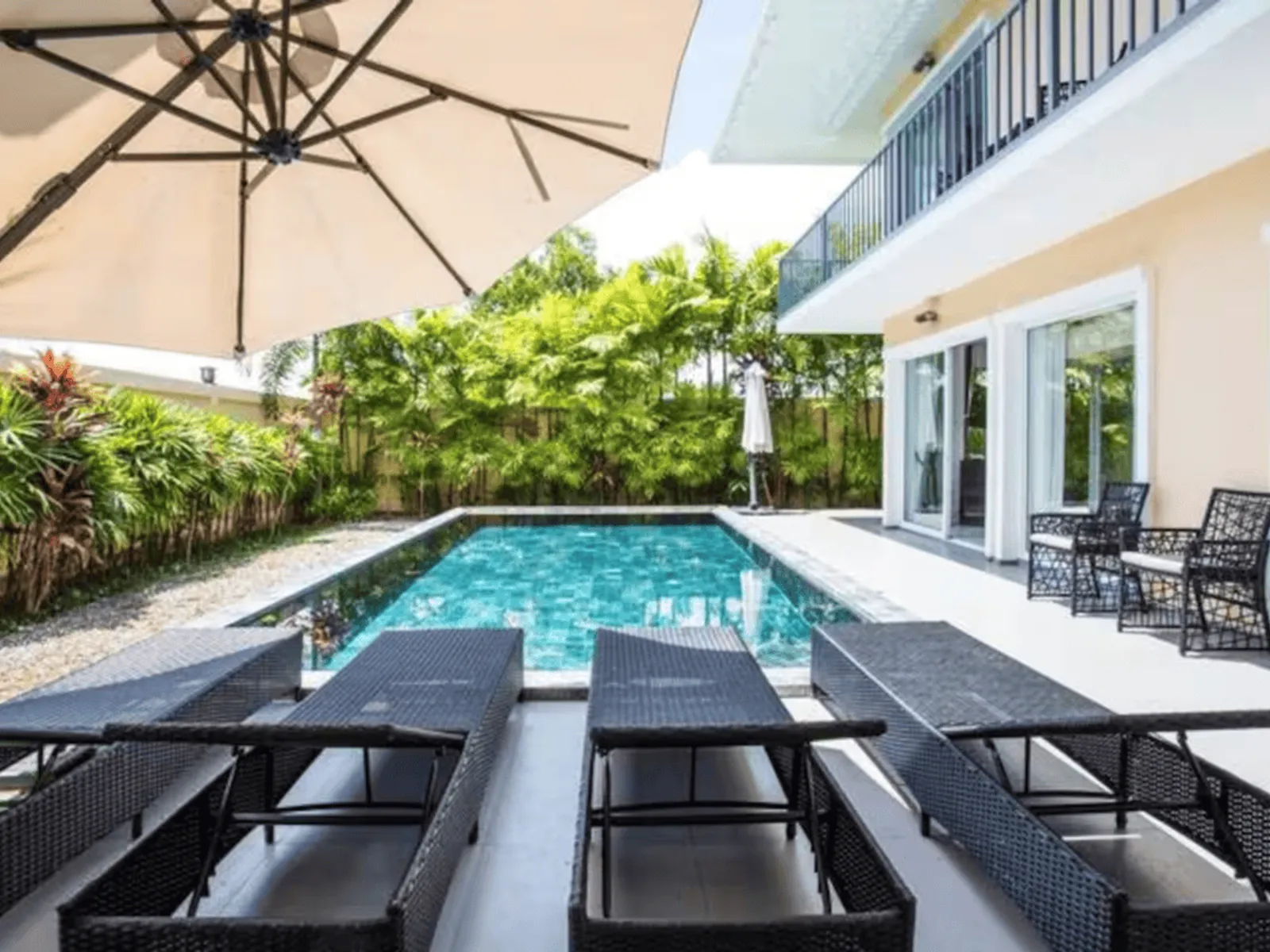 4-Bedroom Sea View Pool Villa for Rent, Chalong, Near Big Buddha - Chalong, Phuket - Photo 9