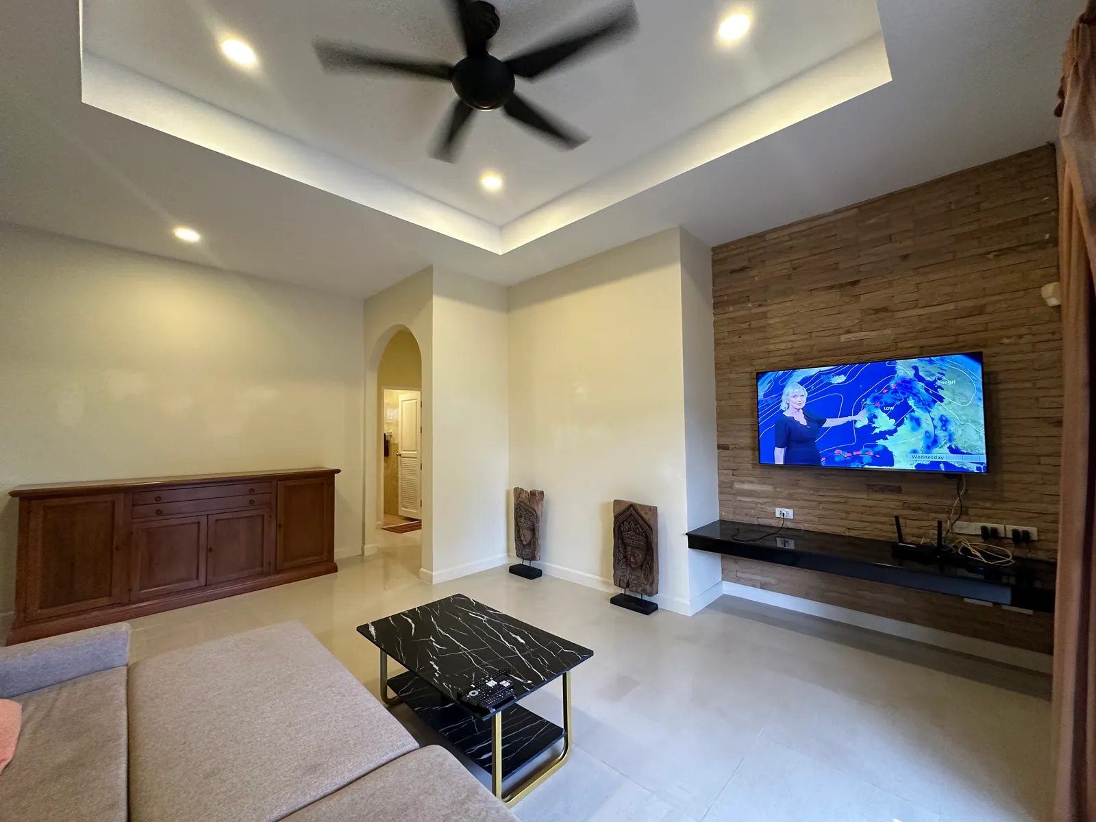 Sun Palm Villa, 3-Bedroom Pool Villa for Sale, Chalong, 150m to Bay, Freehold - Chalong, Phuket - Photo 13