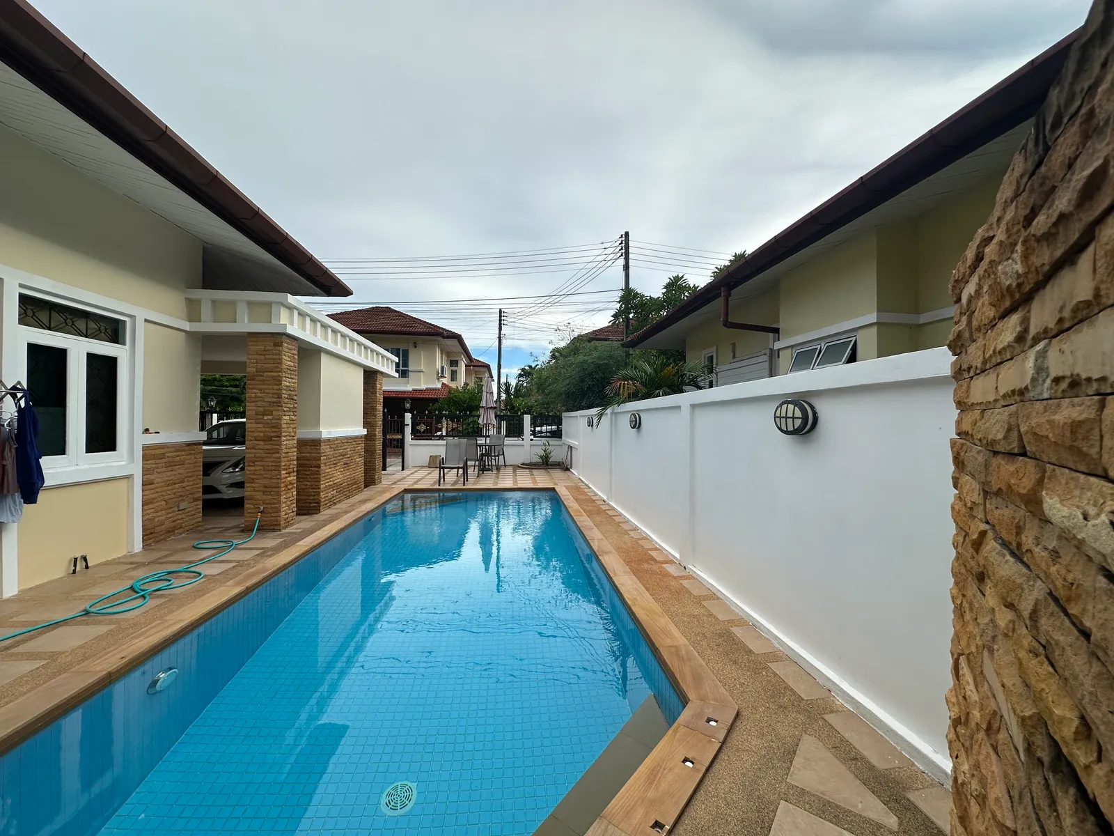Sun Palm Villa, 3-Bedroom Pool Villa for Sale, Chalong, 150m to Bay, Freehold - Chalong, Phuket - Photo 5