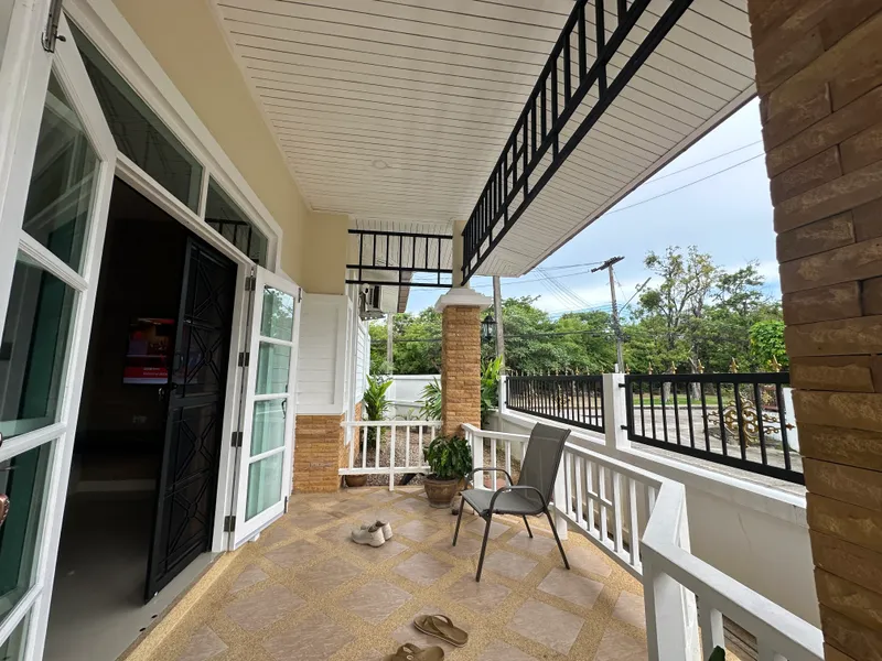 Sun Palm Villa, 3-Bedroom Pool Villa for Sale, Chalong, 150m to Bay, Freehold - Chalong, Phuket - Main photo
