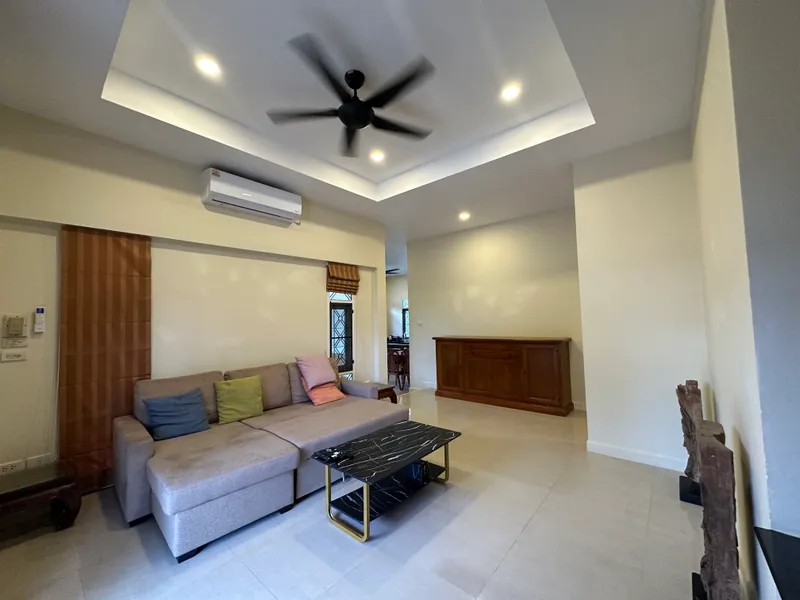 Sun Palm Villa, 3-Bedroom Pool Villa for Sale, Chalong, 150m to Bay, Freehold - Chalong, Phuket - Main photo