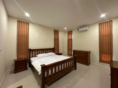 Sun Palm Villa, 3-Bedroom Pool Villa for Sale, Chalong, 150m to Bay, Freehold - Chalong, Phuket - Photo 28
