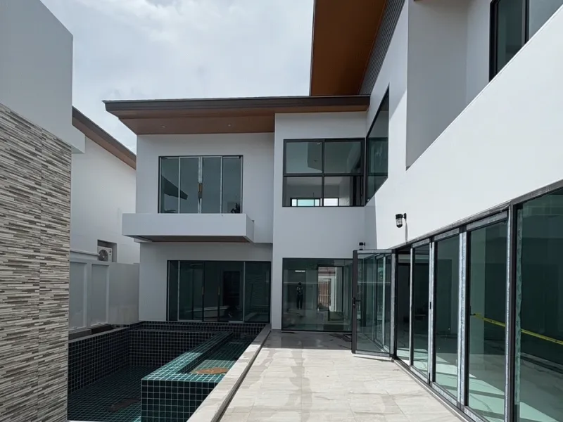 4-Bedroom New Pool Villa for Sale, Rawai, 10 Min to Beach, Freehold - Rawai, Phuket - Main photo