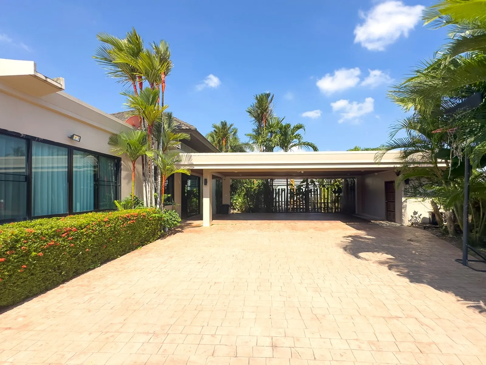 5-Bedroom Pool Villa for Rent, Rawai, 12m Pool, Large Plot - Rawai, Phuket - Photo 40