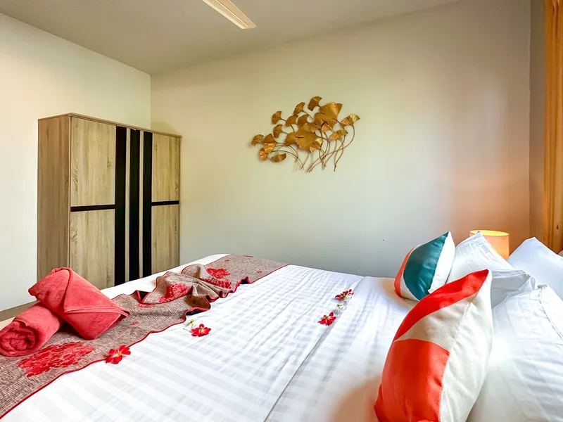 5-Bedroom Pool Villa for Rent, Rawai, 12m Pool, Large Plot - Rawai, Phuket - Main photo