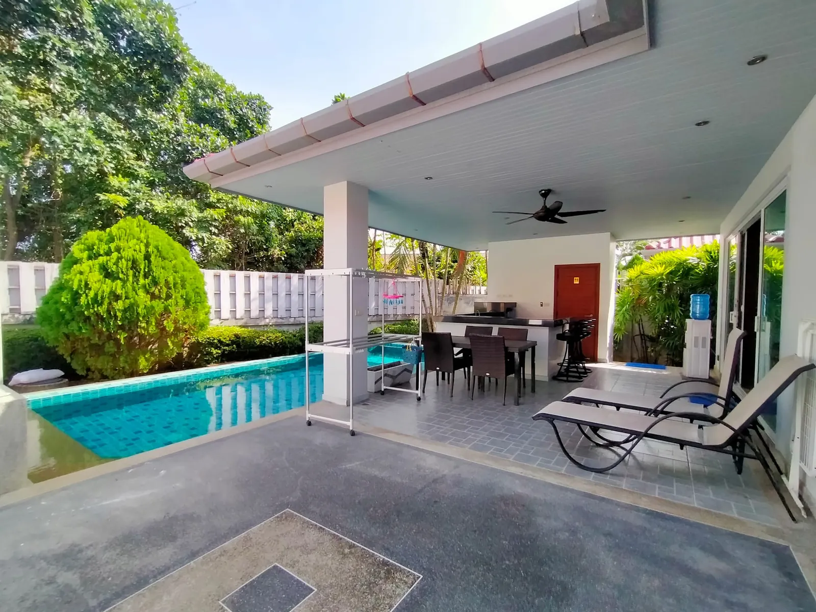 Charmante maison de 2 chambres avec piscine privée et vaste terrasse à louer à Chalong - Chalong, Phuket - Photo 2