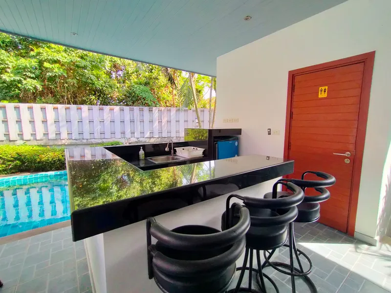 Charmante maison de 2 chambres avec piscine privée et vaste terrasse à louer à Chalong - Chalong, Phuket - Photo principale