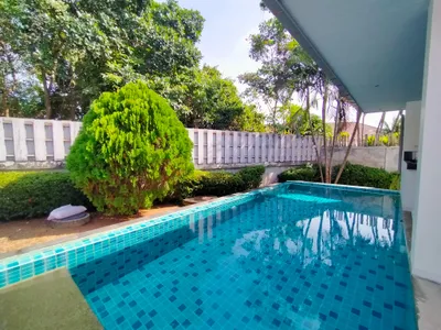 Charmante maison de 2 chambres avec piscine privée et vaste terrasse à louer à Chalong - Chalong, Phuket - Propriété à vendre ou louer à Phuket