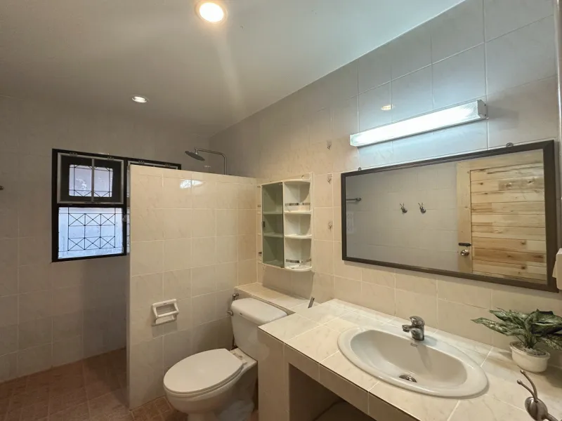 3-Bedroom Pet-Friendly House for Rent, Chalong, Near Chalong Circle - Chalong, Phuket - Main photo