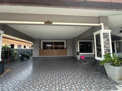 3-Bedroom Pet-Friendly House for Rent, Chalong, Near Chalong Circle - Chalong, Phuket - Photo 16