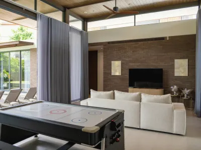 Boat Avenue Residence, 4-Bedroom Luxury Pool Villa for Sale, Cherng Talay, Freehold - Cherng Talay, Phuket - See all photos