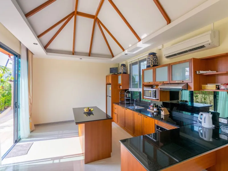 Rawai VIP Villas, 3-Bedroom Pool Villa for Sale, Rawai, 300m to Beach - Rawai, Phuket - Main photo