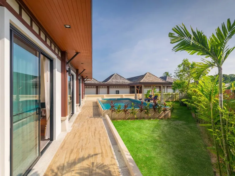 Rawai VIP Villas, 3-Bedroom Pool Villa for Sale, Rawai, 300m to Beach - Rawai, Phuket - Main photo