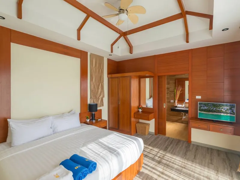 Rawai VIP Villas, 3-Bedroom Pool Villa for Sale, Rawai, 300m to Beach - Rawai, Phuket - Main photo