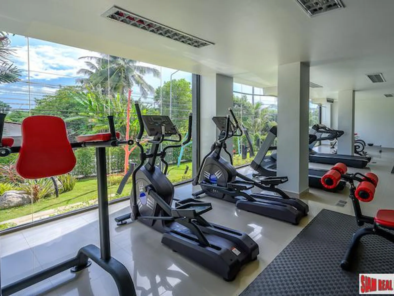 Май Као: Отель полного обслуживания на продажу рядом с пляжем - Mai Khao, Phuket - Фото 4