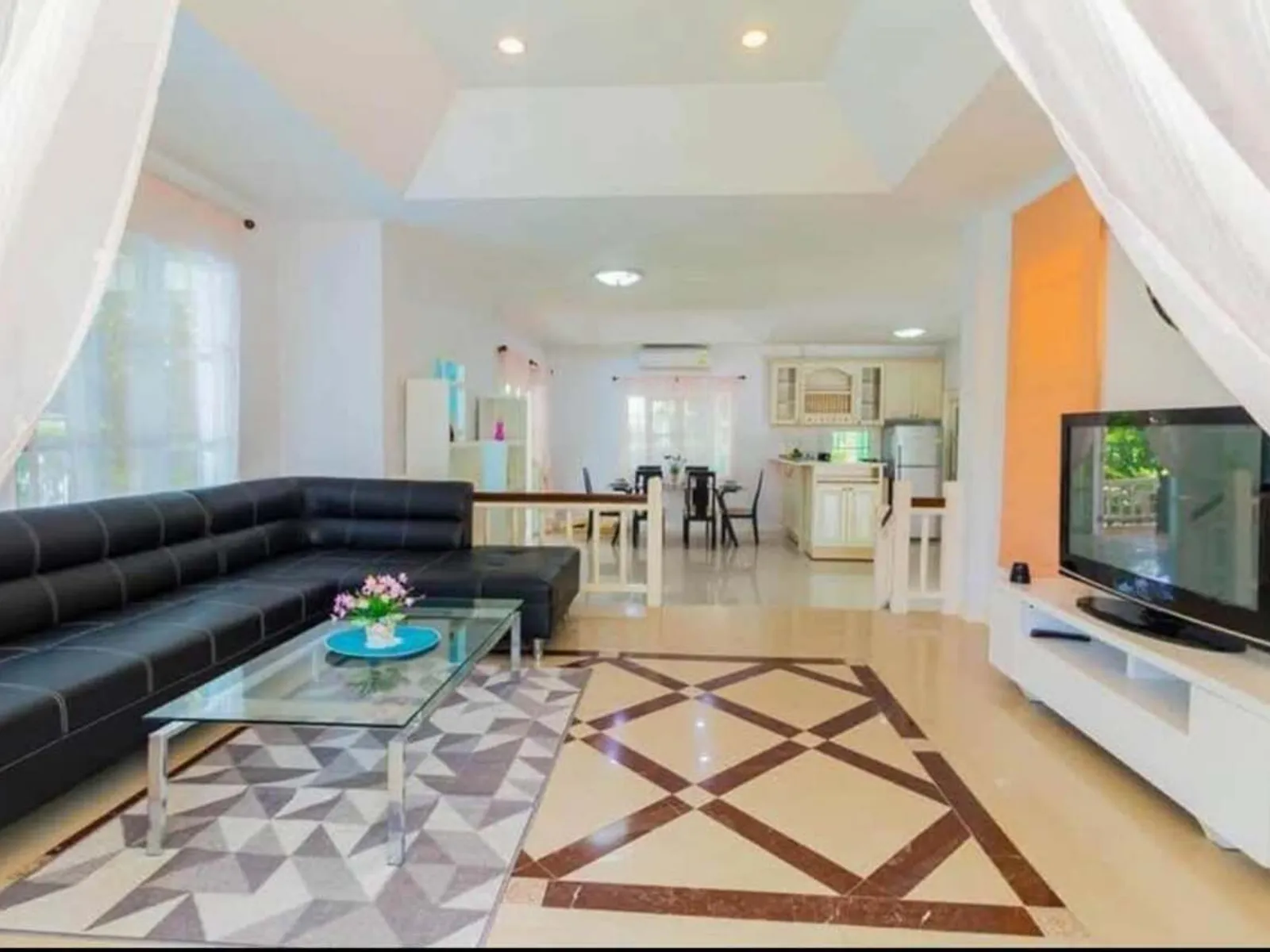 4-Bedroom House for Rent, Chalong, Near BCIS School - Chalong, Phuket - Photo 3