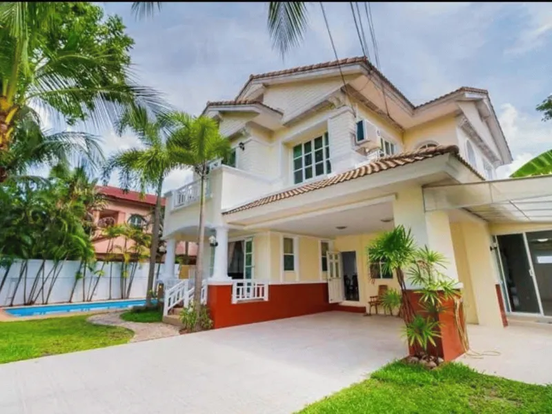 4-Bedroom House for Rent, Chalong, Near BCIS School - Chalong, Phuket - Main photo