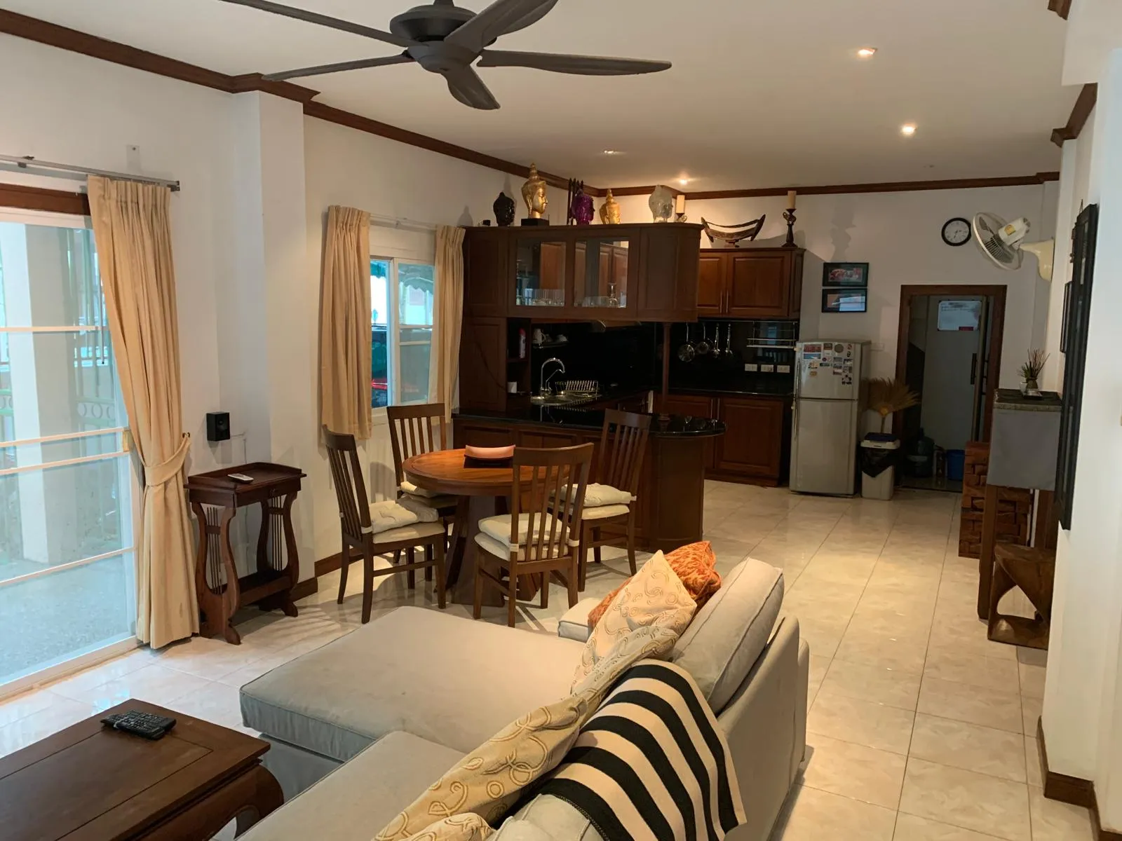2-Bedroom Condo for Rent, Patong, 5 Min to Beach - Patong, Phuket - Photo 6