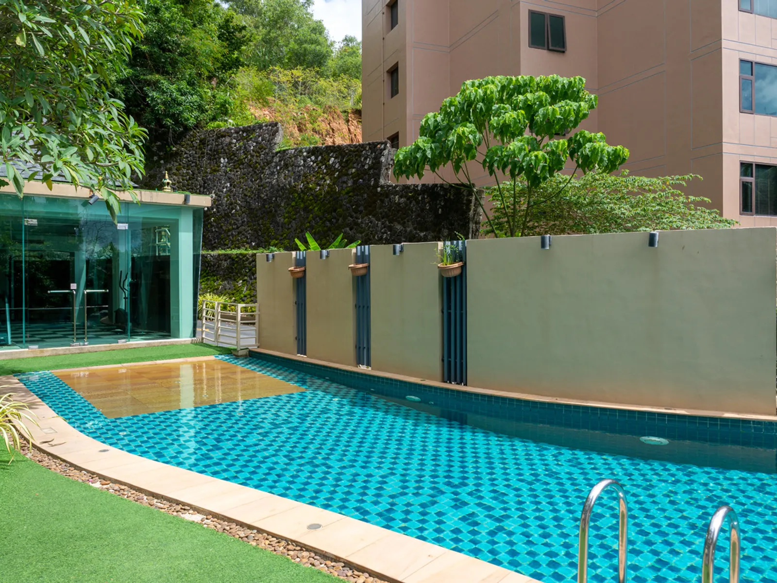 ขายคอนโดวิวทะเล 2 ห้องนอน โครงการ กะรน วิว ที่กะรน กรรมสิทธิ์สมบูรณ์ 296 ตร.ม. - Karon, Phuket - รูปภาพ 40
