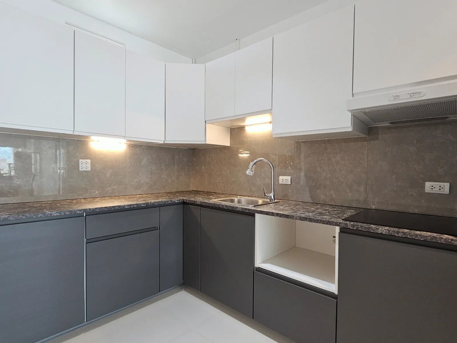 Kathu Golf Condo, 2-Bedroom Condo for Sale, Kathu, Mountain View - Kathu, Phuket - Photo 10