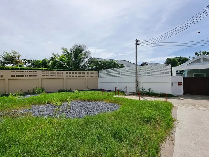 180 sqm Flat Land for Sale, Nai Harn, Build-Ready - Nai Harn, Phuket - Main photo