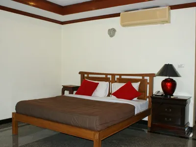 Prince Edward Resort, 1-Bedroom Sea View Studio for Rent, Patong Bay - Patong, Phuket - Photo 10
