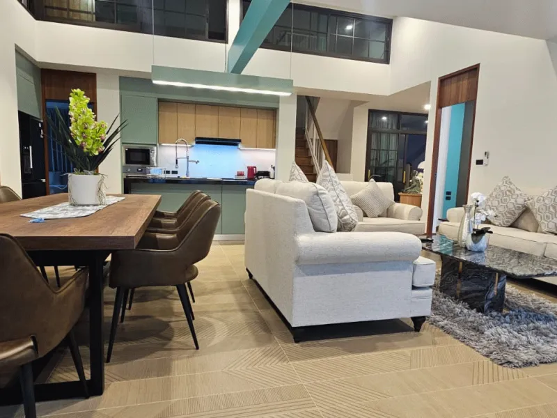 5-Bedroom Pool Villa for Rent, Rawai, Sai Yuan, Large Garden - Rawai, Phuket - Main photo