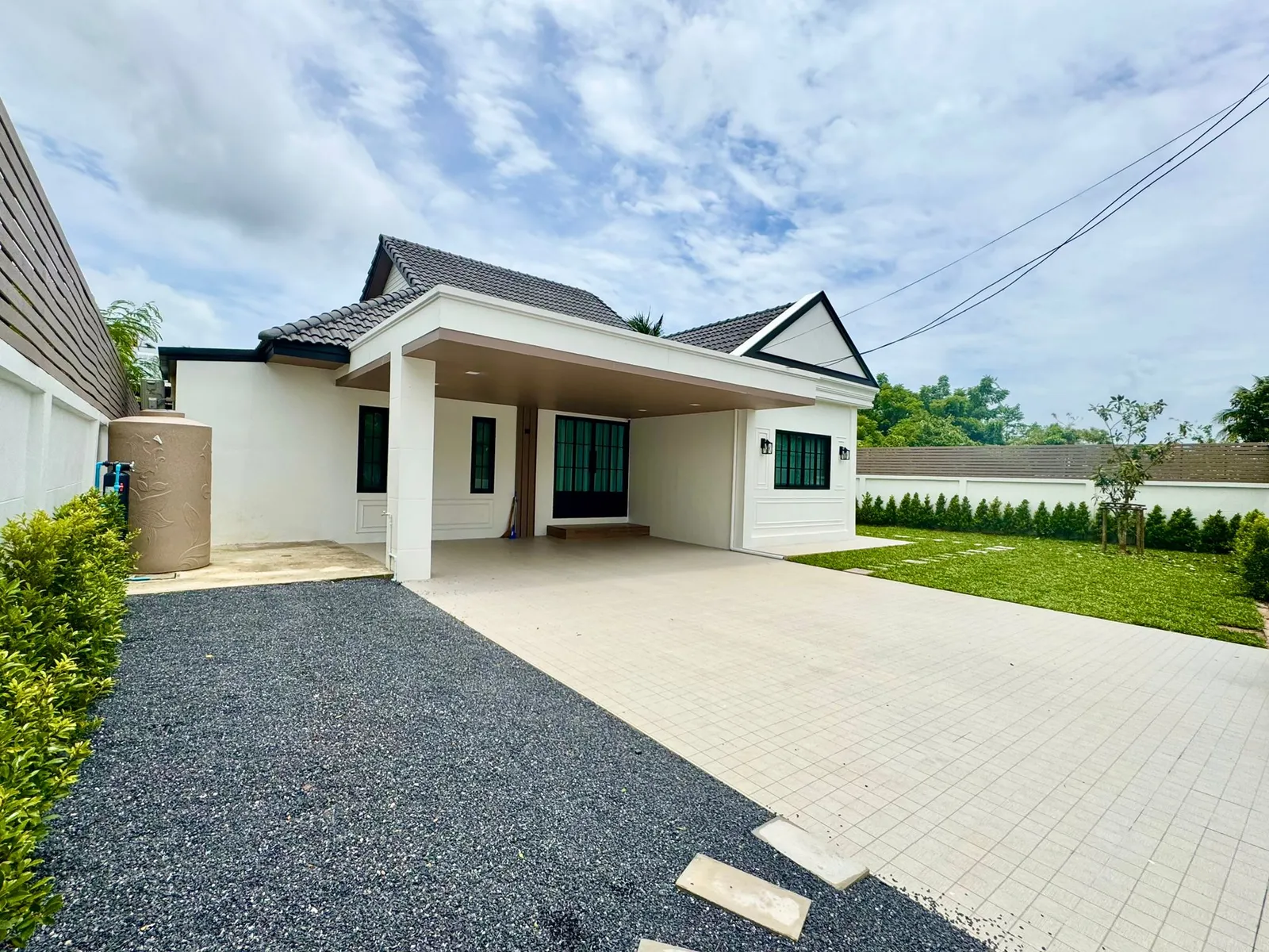 4-Bedroom Family Home for Rent, Thalang, Pet-Friendly - Thalang, Phuket - Photo 3